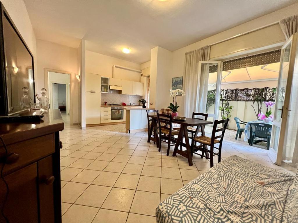 Apartment On The - Viareggio