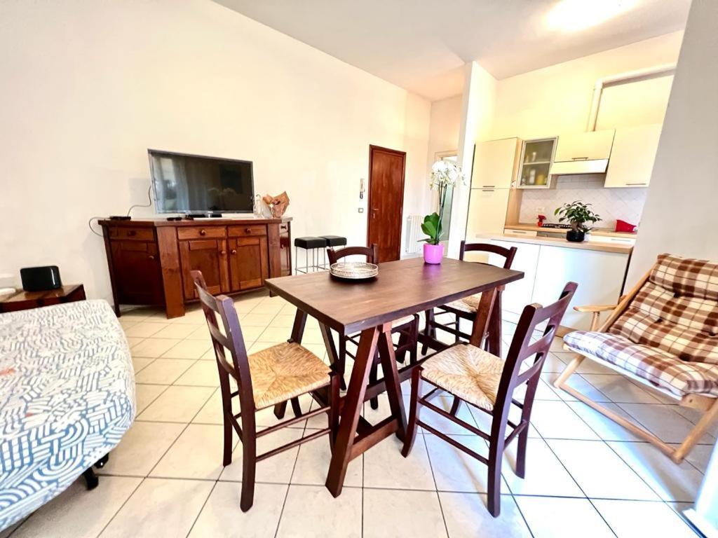 Apartment On The -
